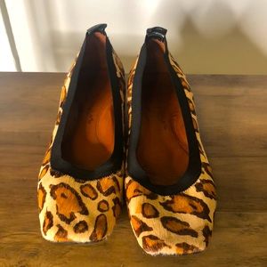 Gentle Souls calf hair leopard print flats